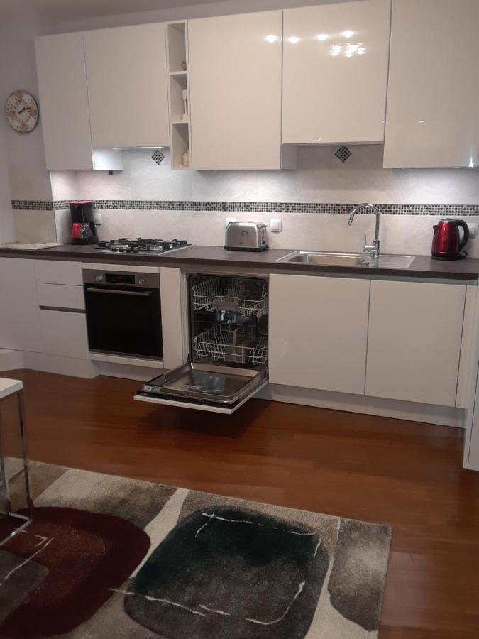 New Kosljun Apartment Short Walk To Beach Exterior foto
