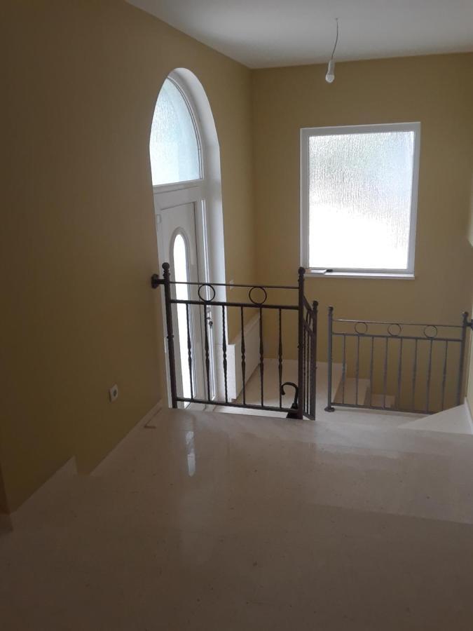 New Kosljun Apartment Short Walk To Beach Exterior foto